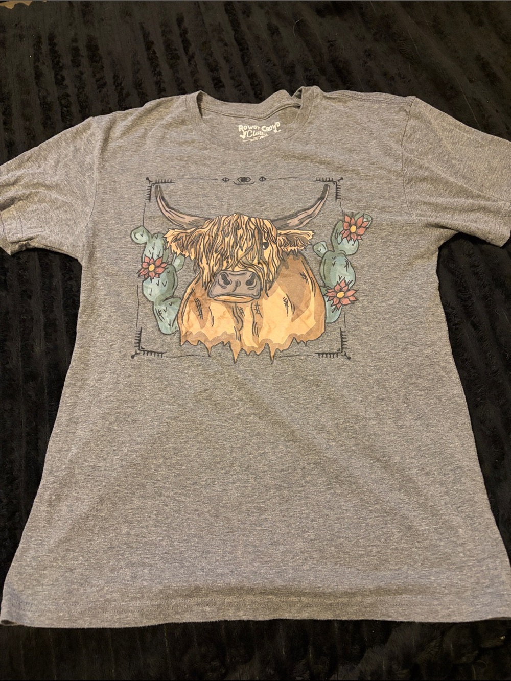 Rowdy Cow Graphic Tee - Gray Highland Cow Short Sleeve